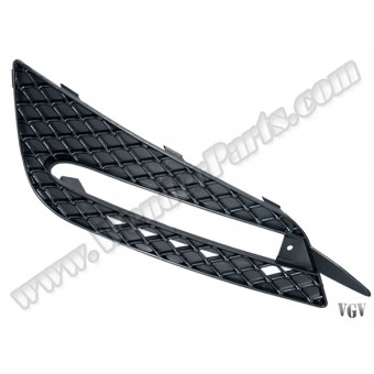 Tampon Izgarası W251 Ön Sağ 2010-13